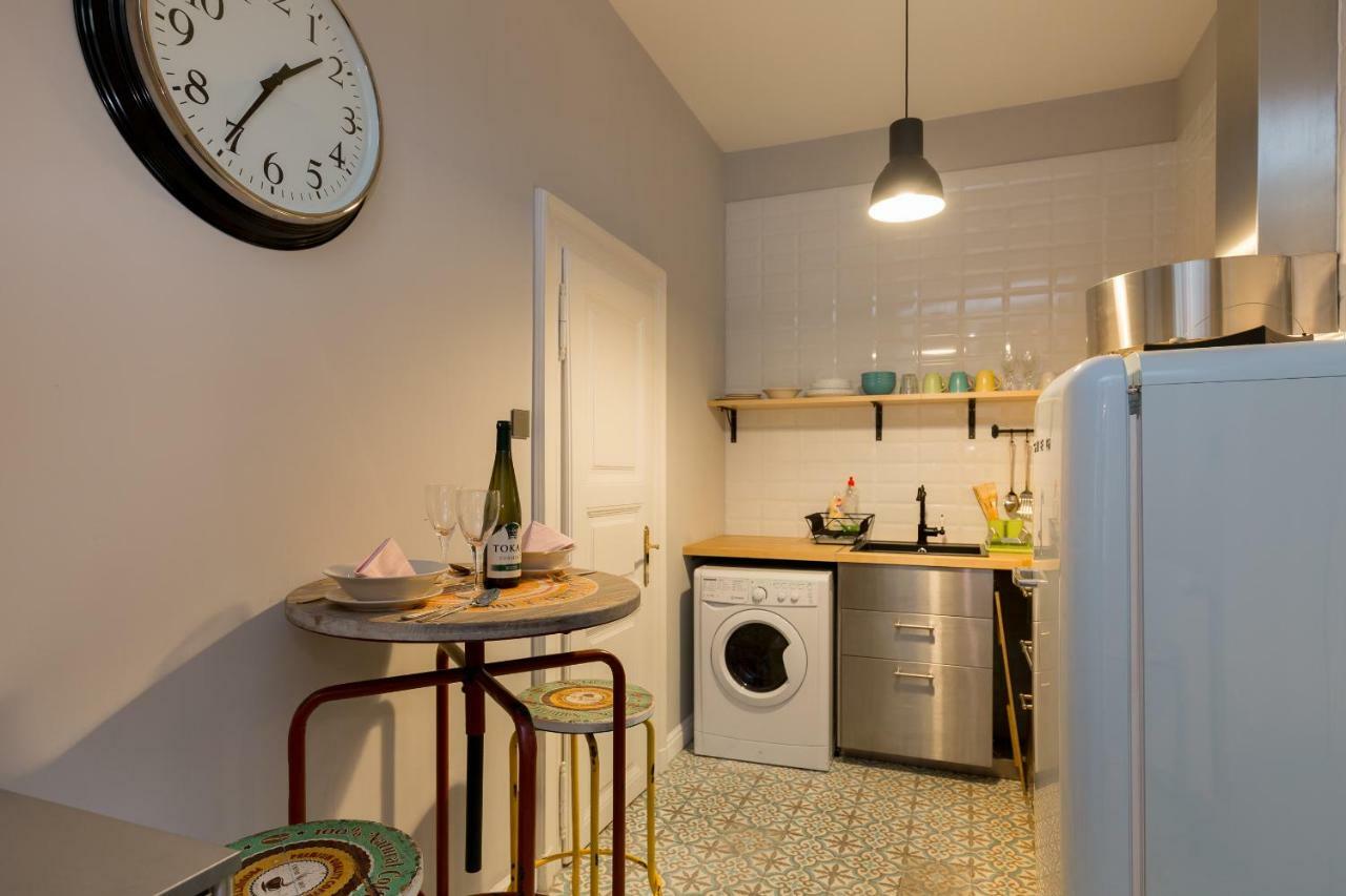 Deluxe Twin Studio In Kazinczy Street Apartment Budapest Exterior photo